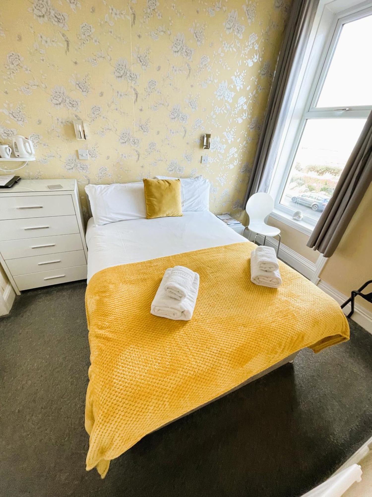 The Berkeley Guest house 3*